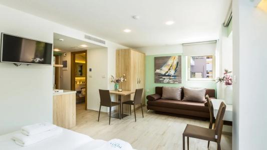 Menta City Boutique - 78