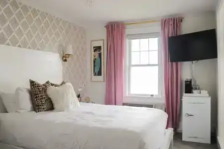 The Emerson Inn - 79