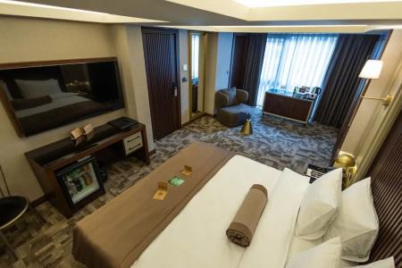 Tonight Port - 38