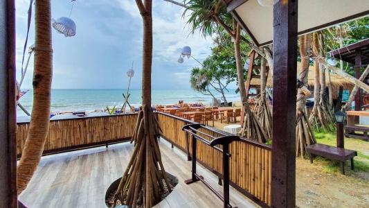 Harrys Sunset - Klong Nin Beach - 22