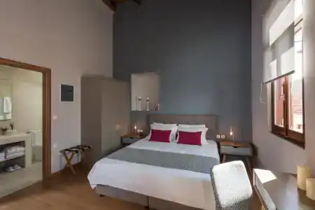 Bluebell Luxury Suites - 120