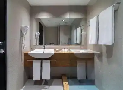 Holiday Inn Тбилиси - 51