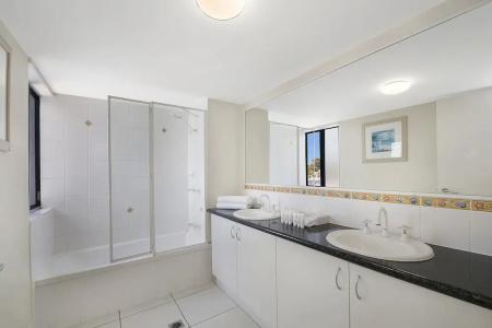 BreakFree Grand Pacific - 150