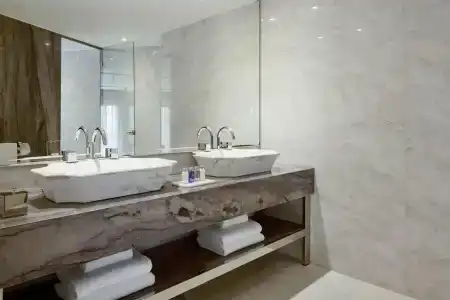 Pomegranate Wellness Spa - 14