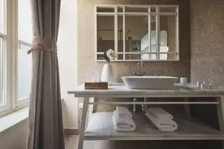 Bohemian Suites Athens - 61