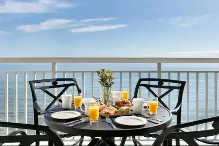 Holiday Inn & Suites, An Ihg - 117