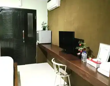 OYO 523 Dedy Beach Inn - 5