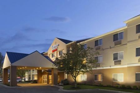 Fairfield Inn & Suites - 0