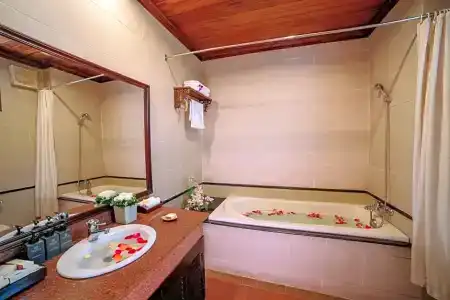 Hoi An Beach Resort - 45