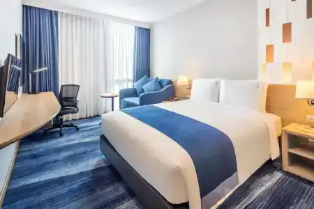 Holiday Inn Express Bangkok Soi Soonvijai, An Ihg - 44