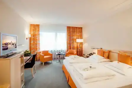 Bayerischer Hof - 46