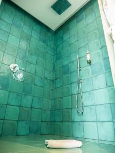 Wc By The Beautiques - 95