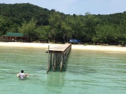 Sandy Beach Bungalows - 11