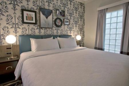Royal St Charles - 30