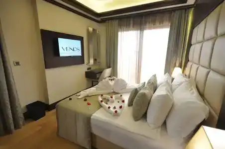 Venus Thermal Boutique - 57