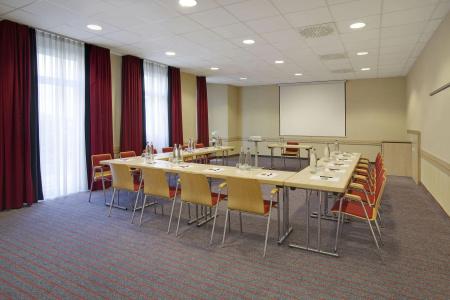 Holiday Inn Express Frankfurt Messe, An Ihg - 15