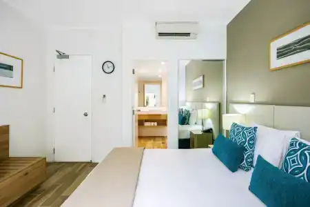 Mantra PortSea - 60