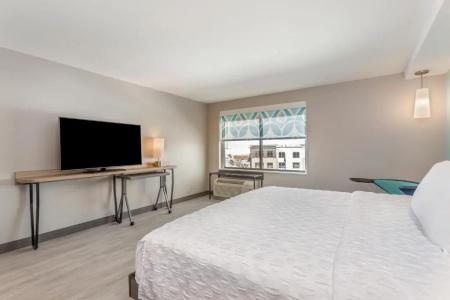 Homewood Suites by Hilton West - 35