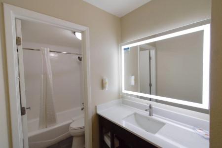 Comfort Suites At Sabino Canyon - 8
