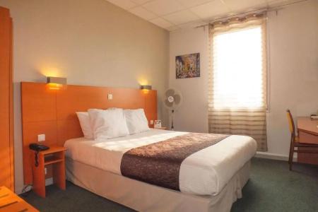 Comfort Cecil Metz Gare - 40