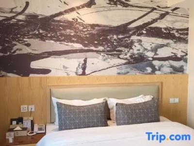 St. Moritz Business - 32