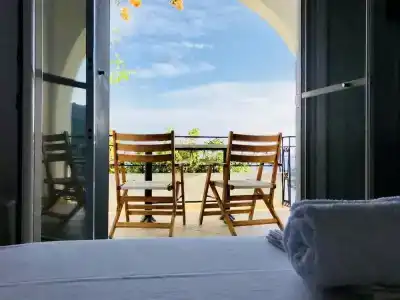 Spiros Studios - 18