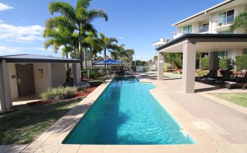 Caloundra Central Apartment - 12