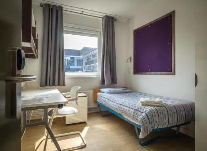 Lse Carr-Saunders Hall - 20