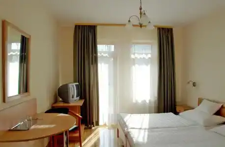 Ametiszt Harkány - 3