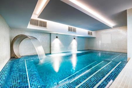 Brighton Harbour & Spa - 11