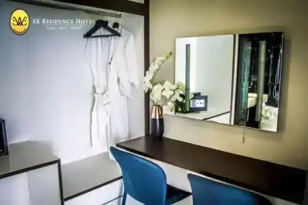 Sr Residence - 70