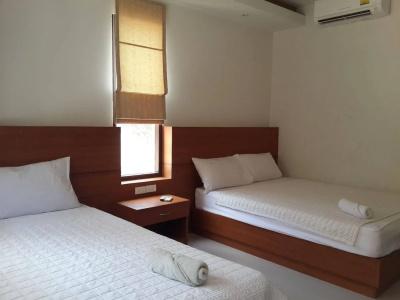 Modern Resort - 3