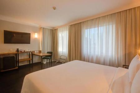 Park Inn by Radisson Berrini - 82