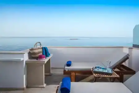 Pyrgos Blue - 103