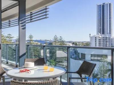 Peppers Broadbeach - 102