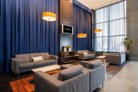 Sandman & Suites West - 23