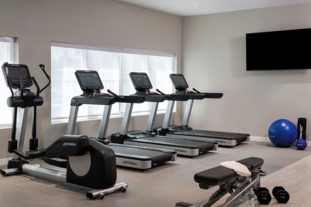 DoubleTree Suites by Hilton - 19