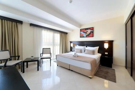 Blue Waves Resort - 6