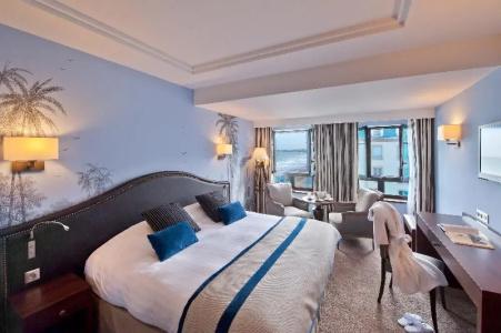 Hôtel Le Nouveau Monde - 47