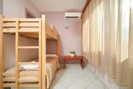 Makrina - 15