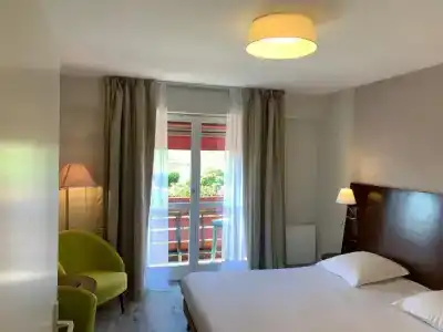 Hôtel Le Ménestrel - 36