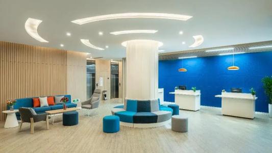 Holiday Inn Express Qingdao City Center, An Ihg - 9