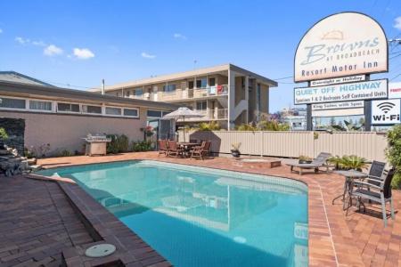 Browns at Broadbeach - 9