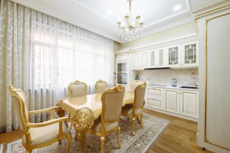 Royal Residence - 146