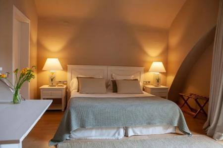 El Far Restaurant - 17