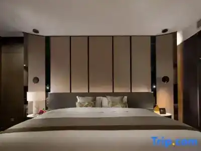 DeRUCCI - 121