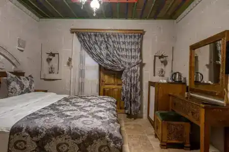 Underground Cave Suites - 101