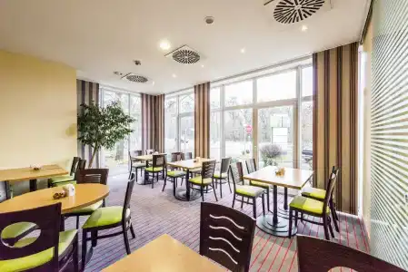 Holiday Inn Express Frankfurt Airport, An Ihg - 14