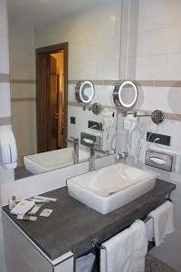 Grand Empire - 16