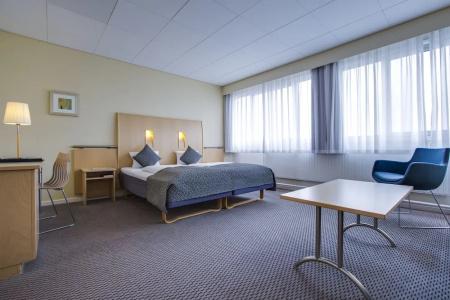 Best Western Plus Airport - 83